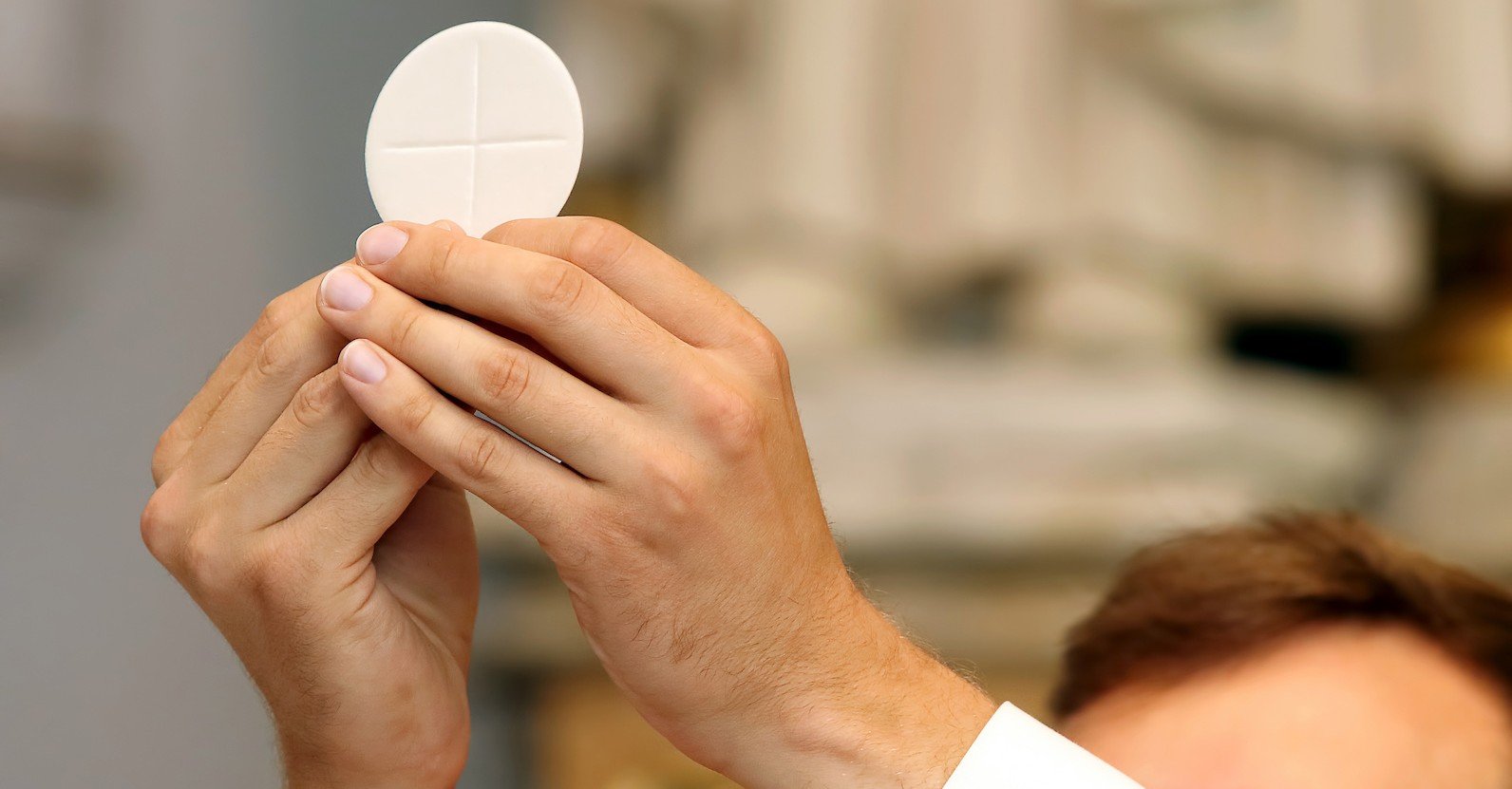 Preparing to encounter Christ in the Eucharist